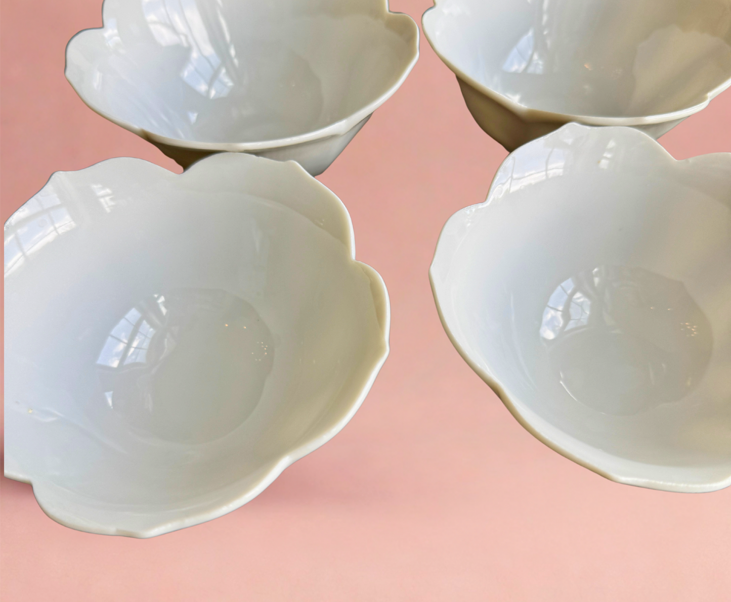Set of 4 Vintage Lotus Blossom Bowls – Made in Japan