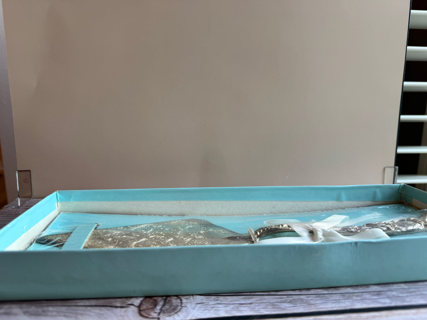 Vintage Silver-Plated Cake Server in Sealed Box – 1990s Elegance