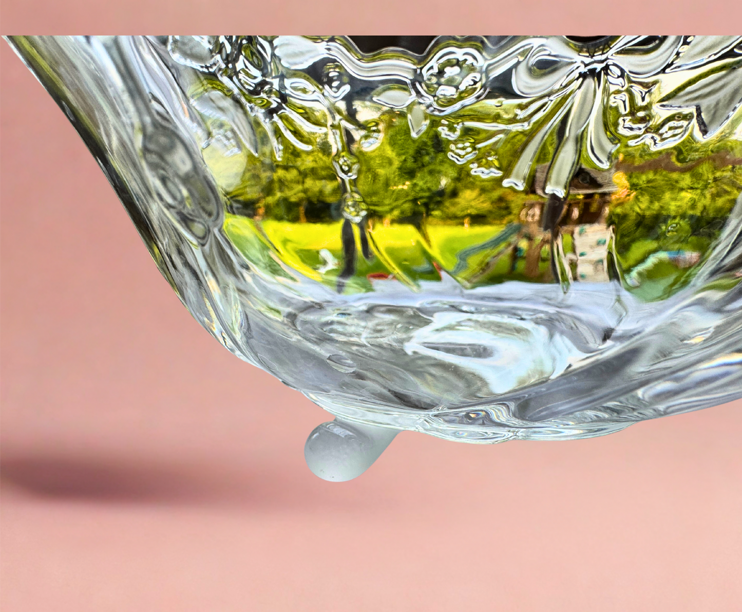 Footed Clear Glass Candy Dish – Scalloped Rim with Bow & Floral Relief