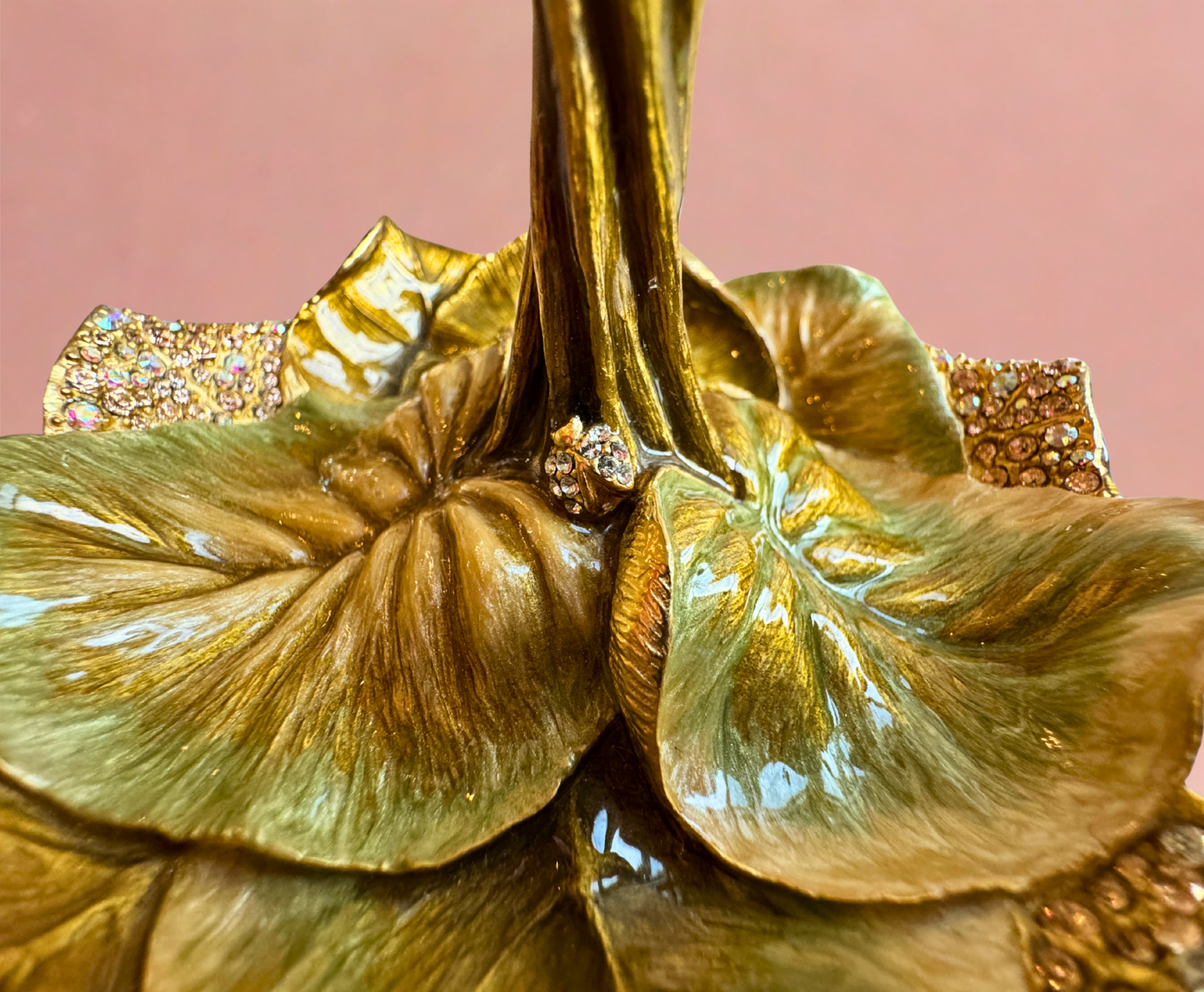 Jay Strongwater Enamel Calla Lily Ring Holder with Swarovski Crystals