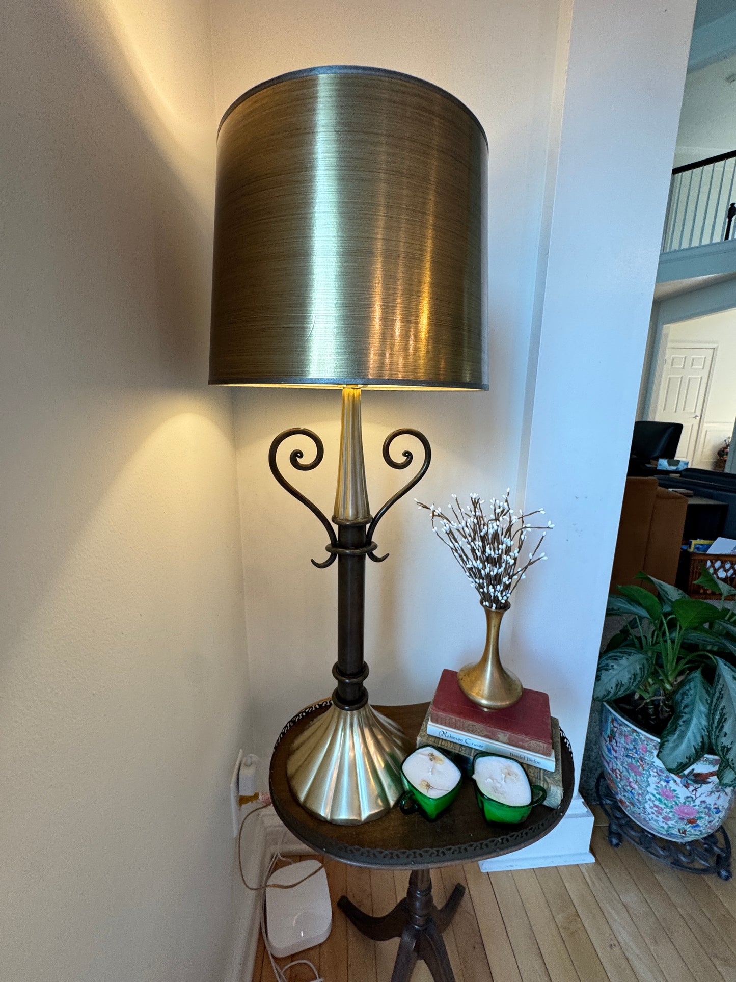 Sculptural Brushed Brass Table Lamp – 31” Tall, 11 lb Base