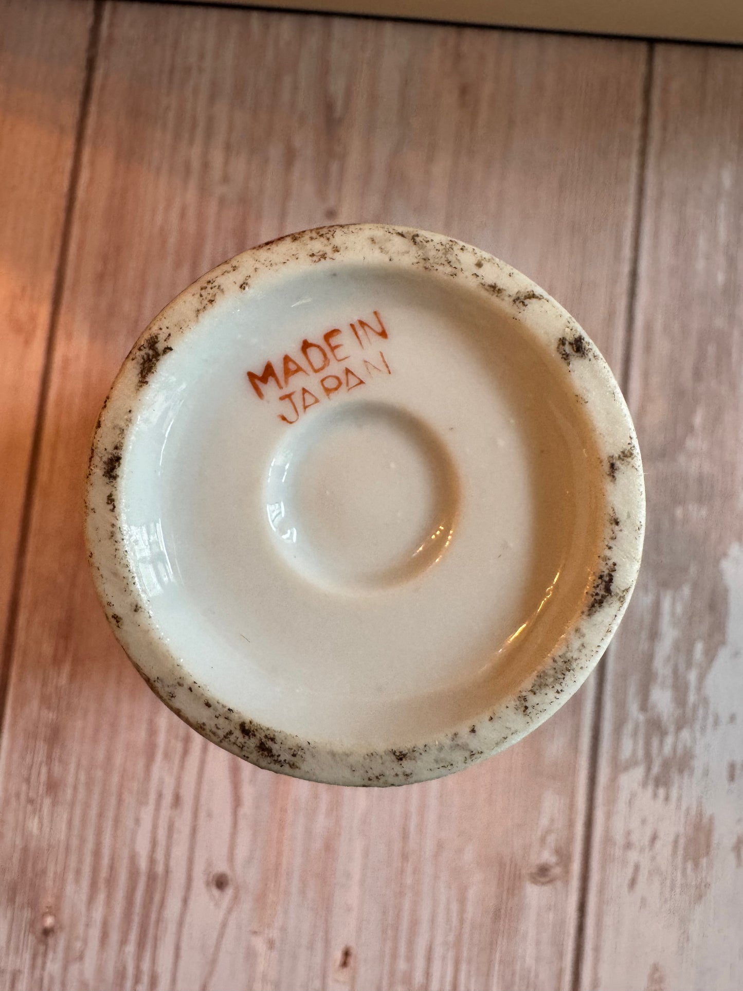 Mid-Century Japanese Green Vase with Hand-Painted Floral Design – 5.25”