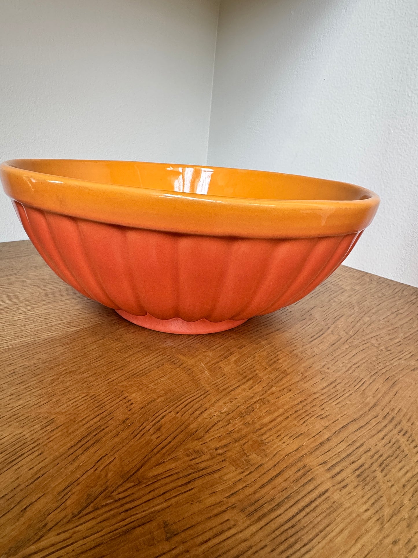 Vintage Haeger Fluted Ceramic Bowl – Orange Glaze – USA Pottery – Mid-Century Modern