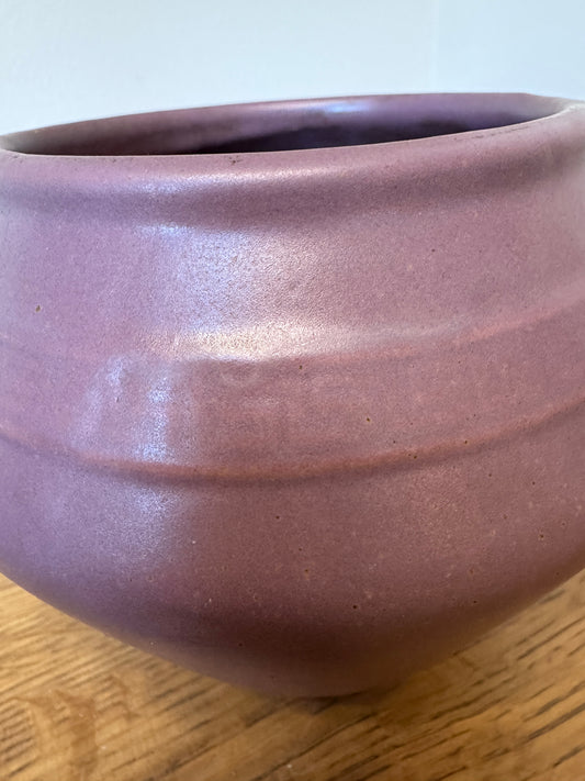 Zanesville Stoneware Co. Vase #701 – Mauve Drip Glaze, 1930s Art Deco
