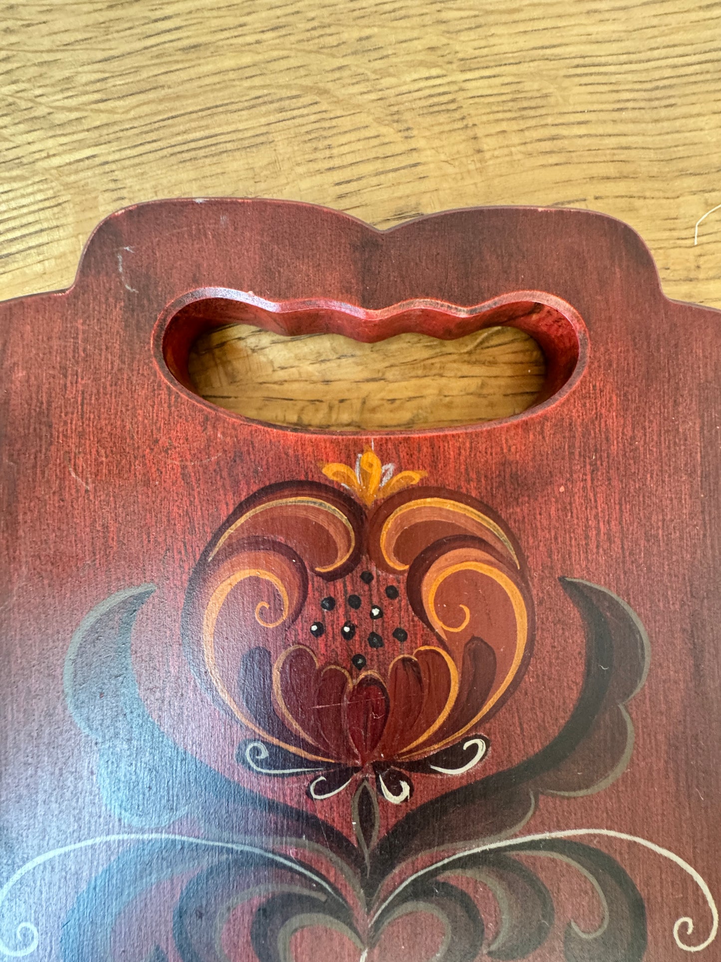 Hand-Painted Wooden Serving Tray – Red & Cream Scandinavian Folk Art | Vintage Style 19”