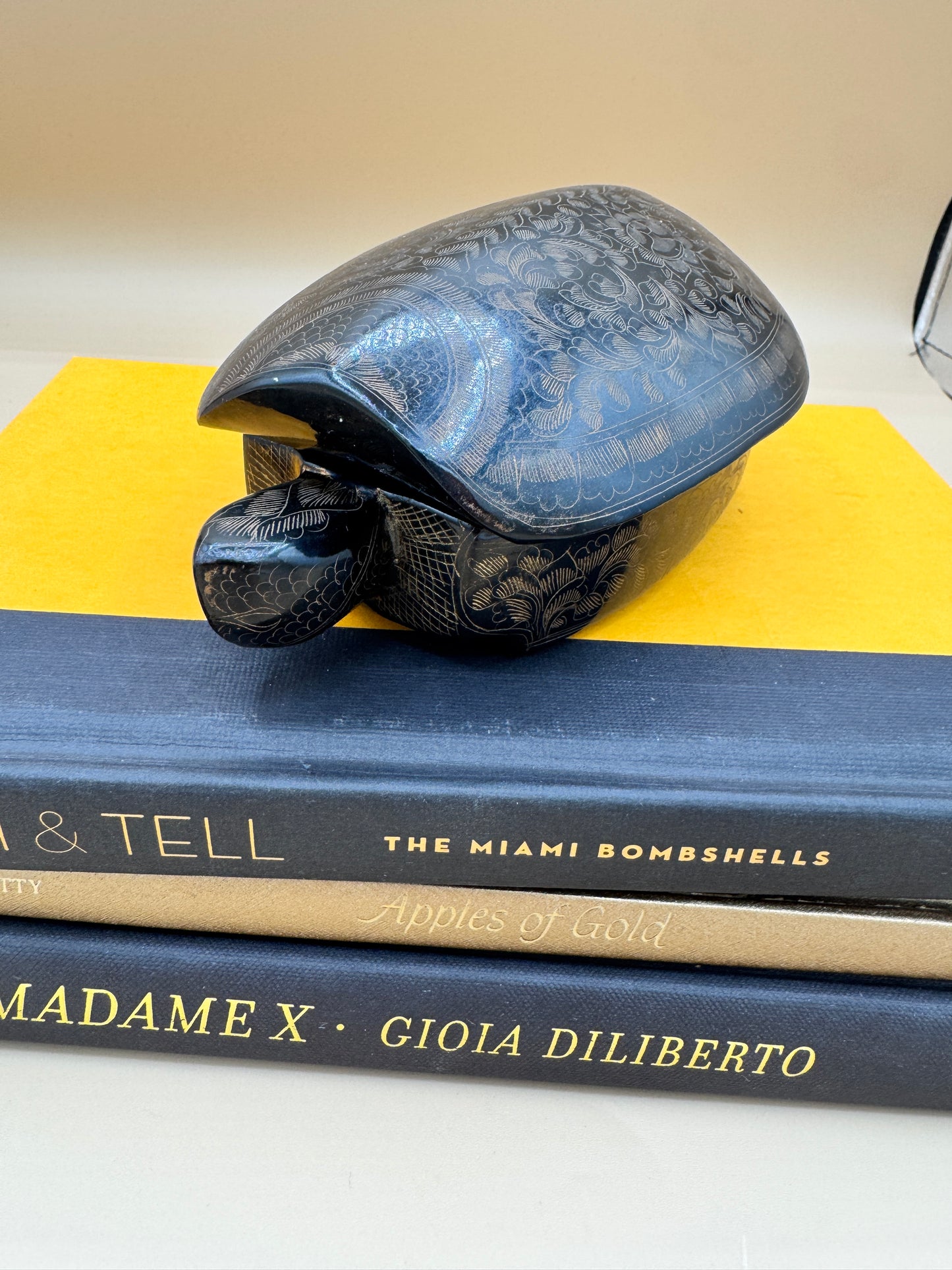 Hand-Carved Black Lacquer Turtle Trinket Box with Floral Etching – 8”