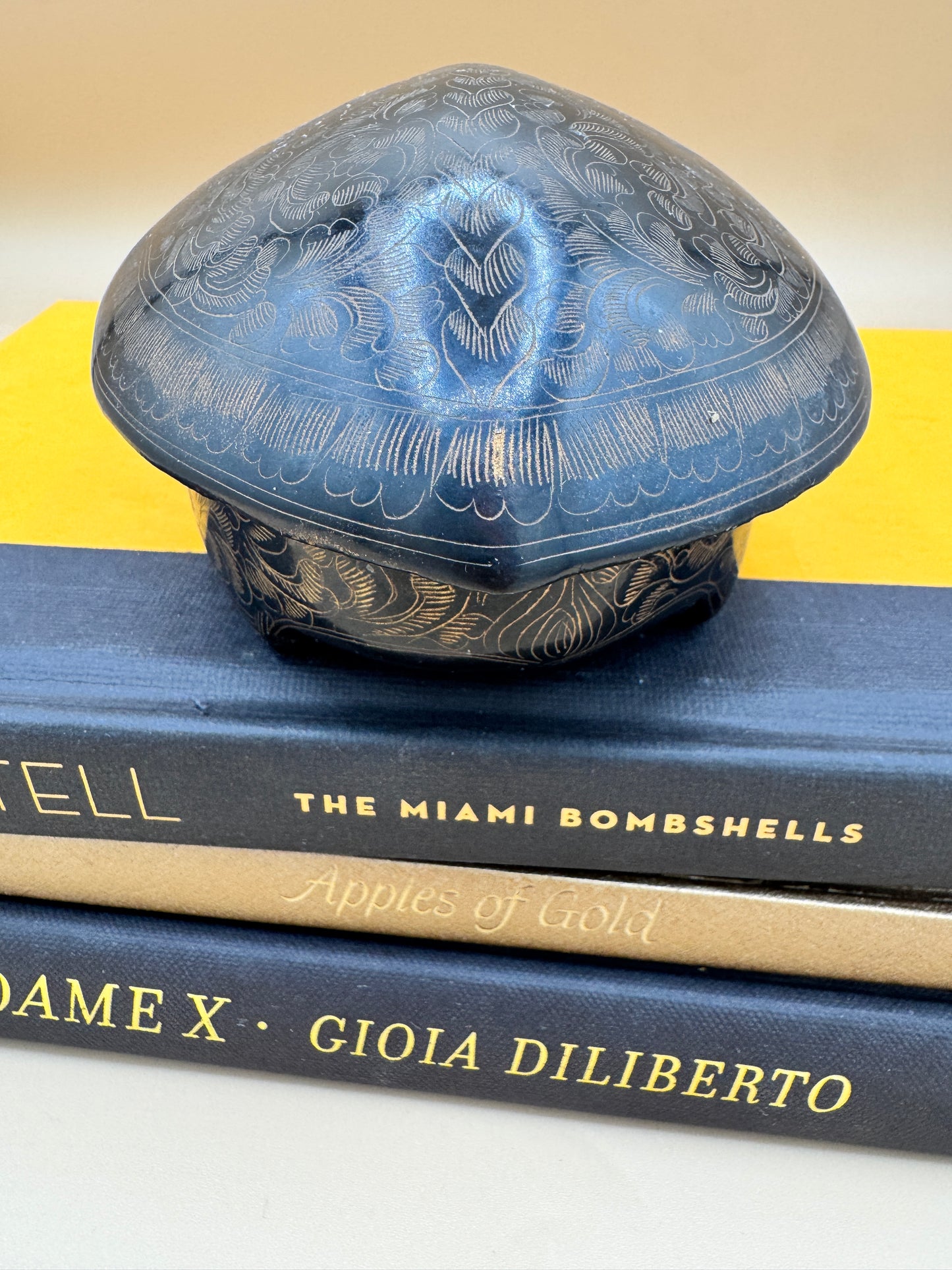 Hand-Carved Black Lacquer Turtle Trinket Box with Floral Etching – 8”