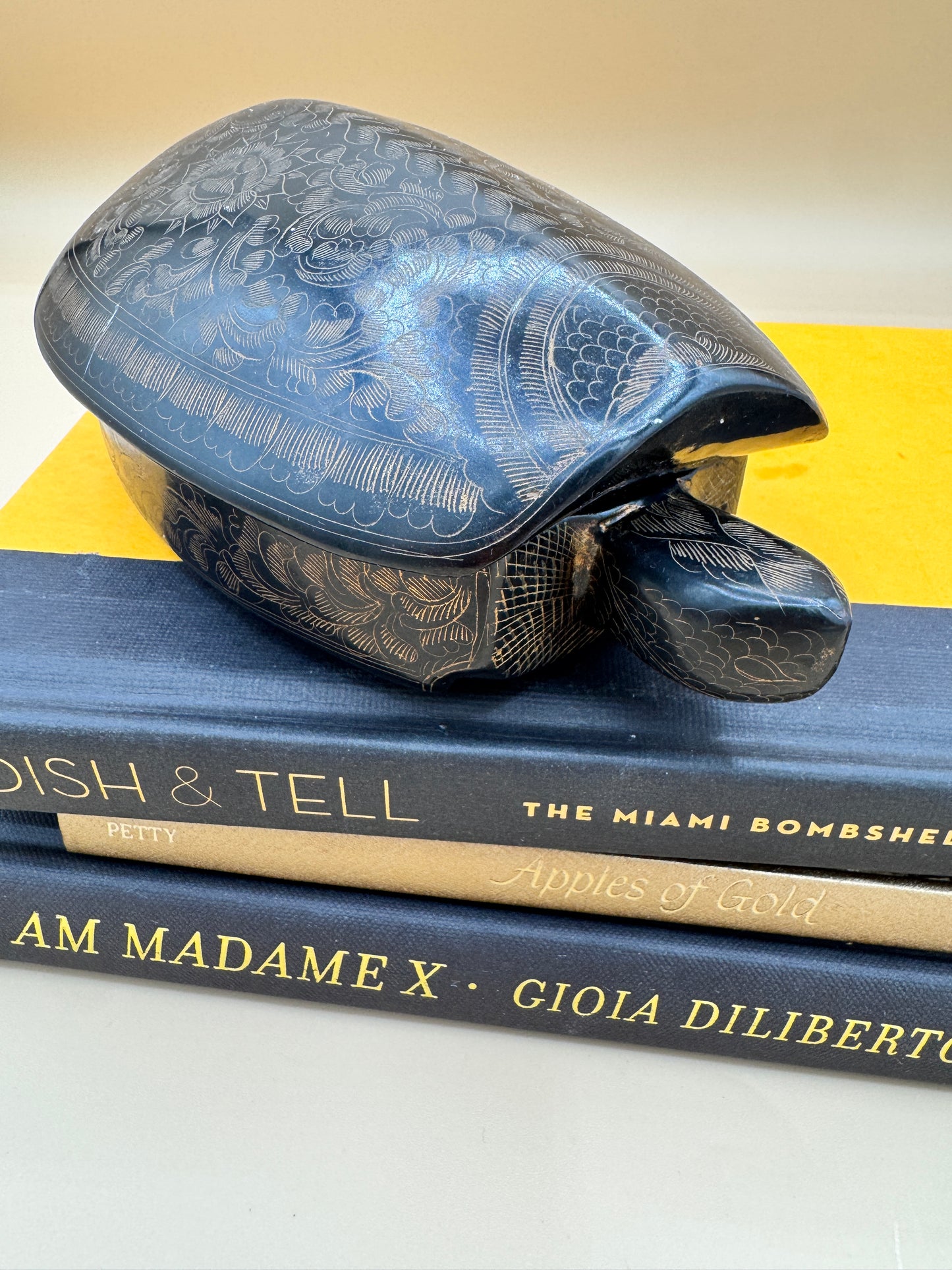 Hand-Carved Black Lacquer Turtle Trinket Box with Floral Etching – 8”