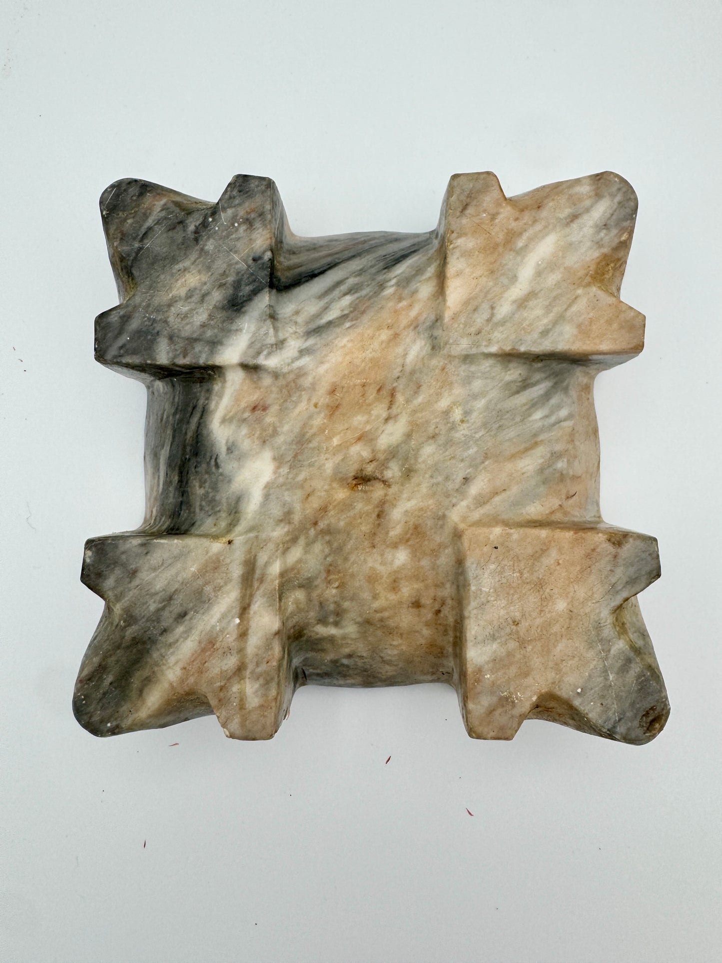 Hand-Carved Onyx Marble Ashtray with Aztec Sun Design – 1960s Stone Catchall