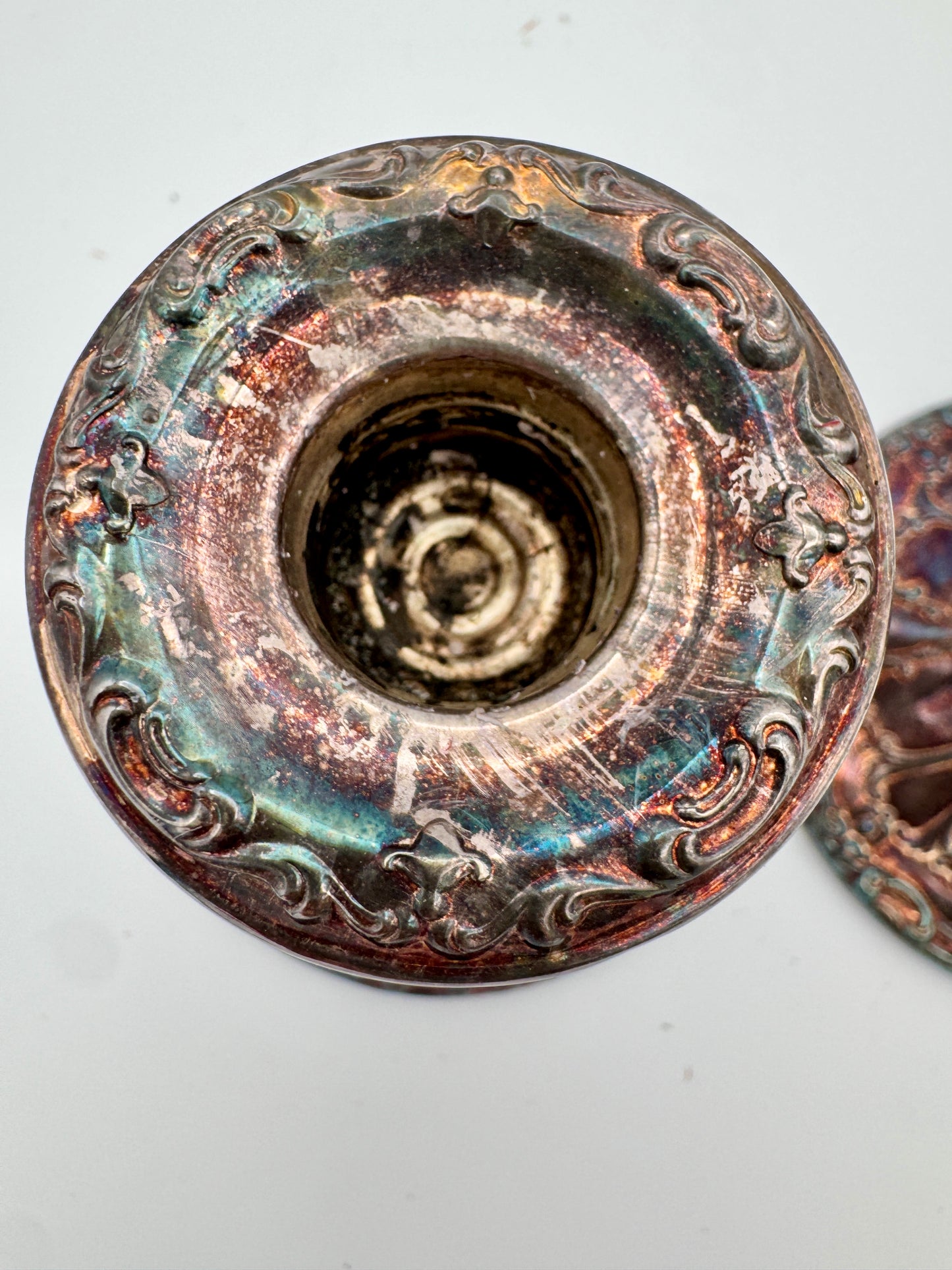 Vintage Gorham “Chantilly” Silver-Plated Candlestick Pair – Mid-Century Scrollwork