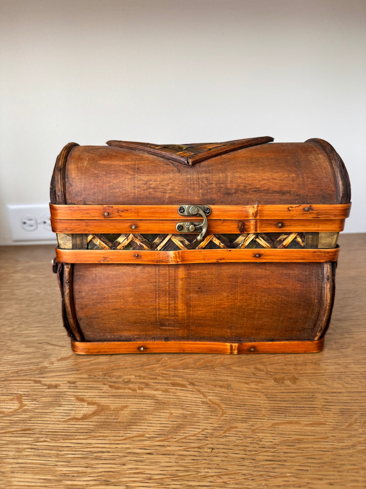 Vintage Lidded Wood Box with Brass Clasp & Inlaid Design