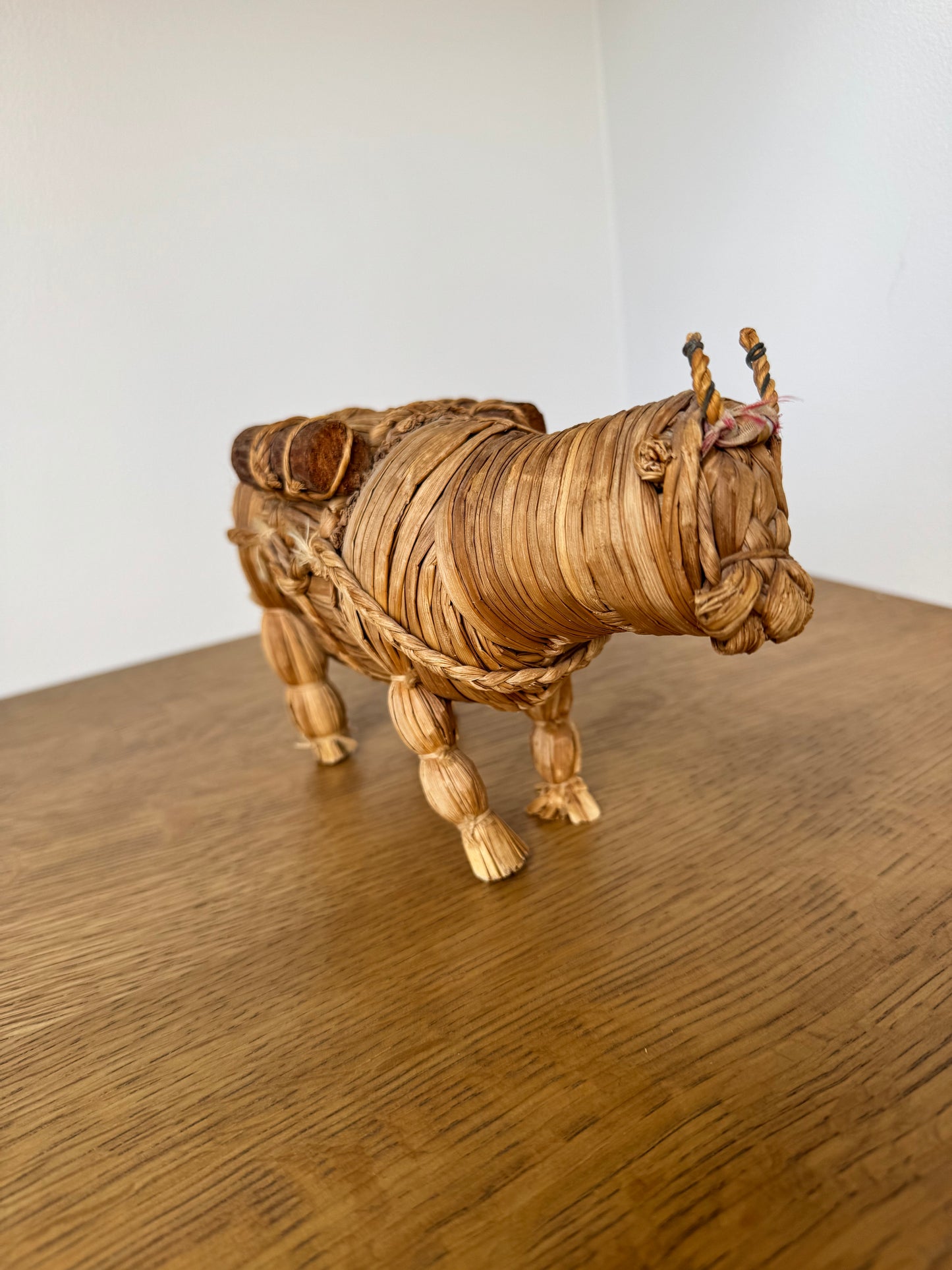 Vintage Hand-Woven Straw Ox Figure – Folk Art Animal Sculpture