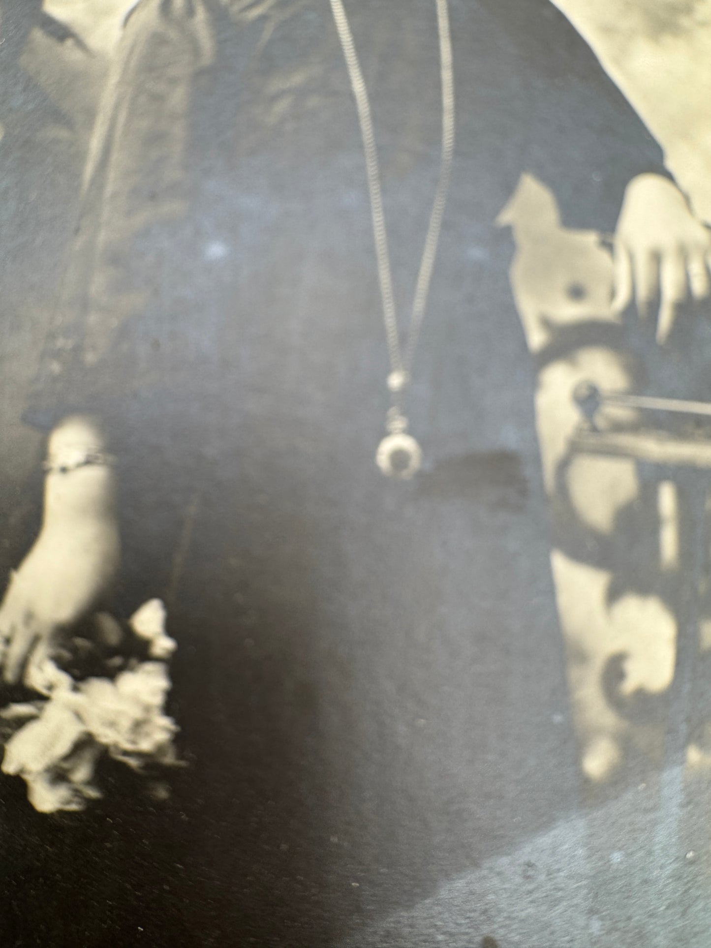 Antique 1900s Cabinet Card – Woman with Locket & Flowers (Italy)