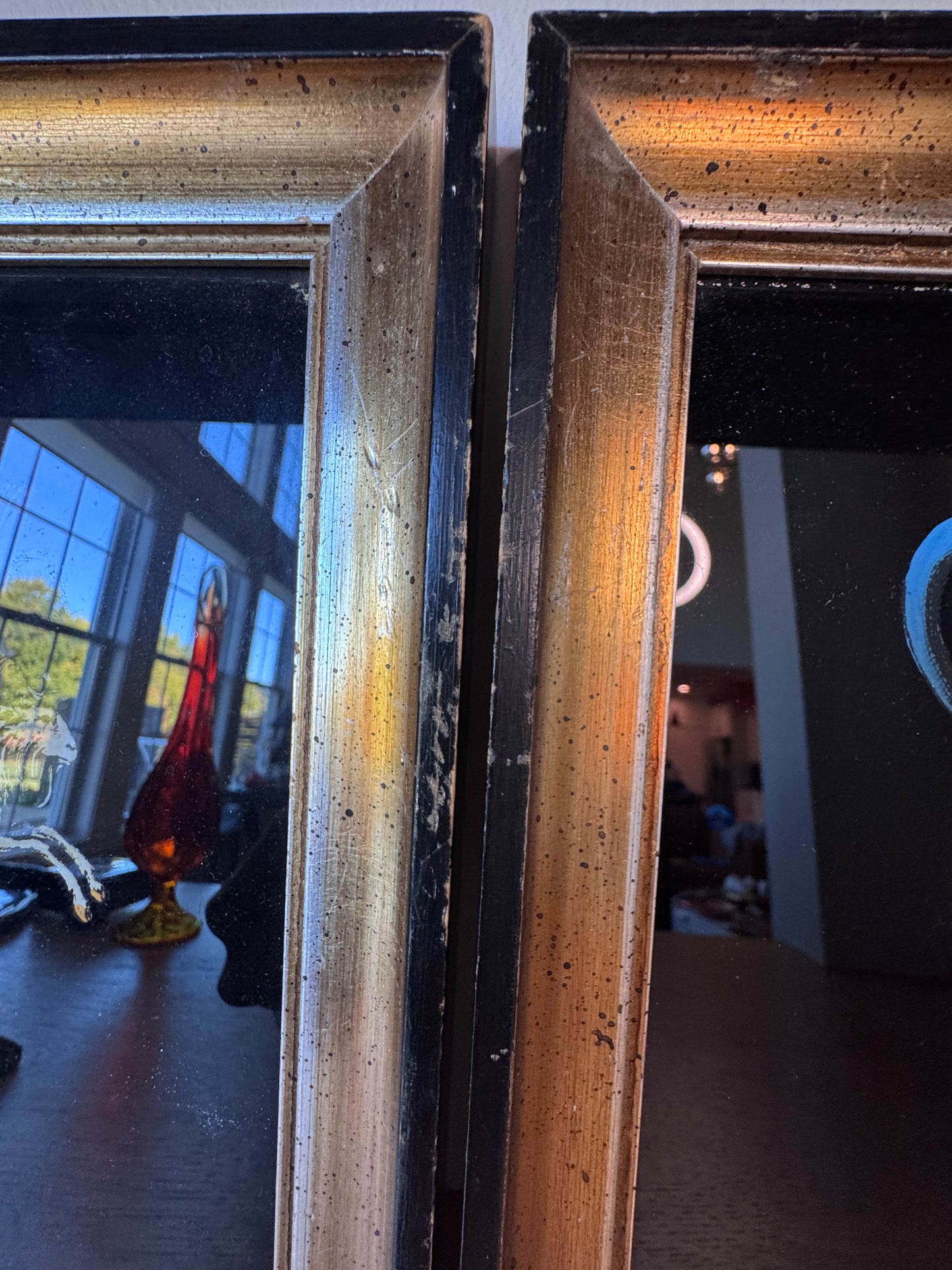 Reverse-Painted Glass Neoclassical Vase Prints (Verre Églomisé) – Gilded Frames