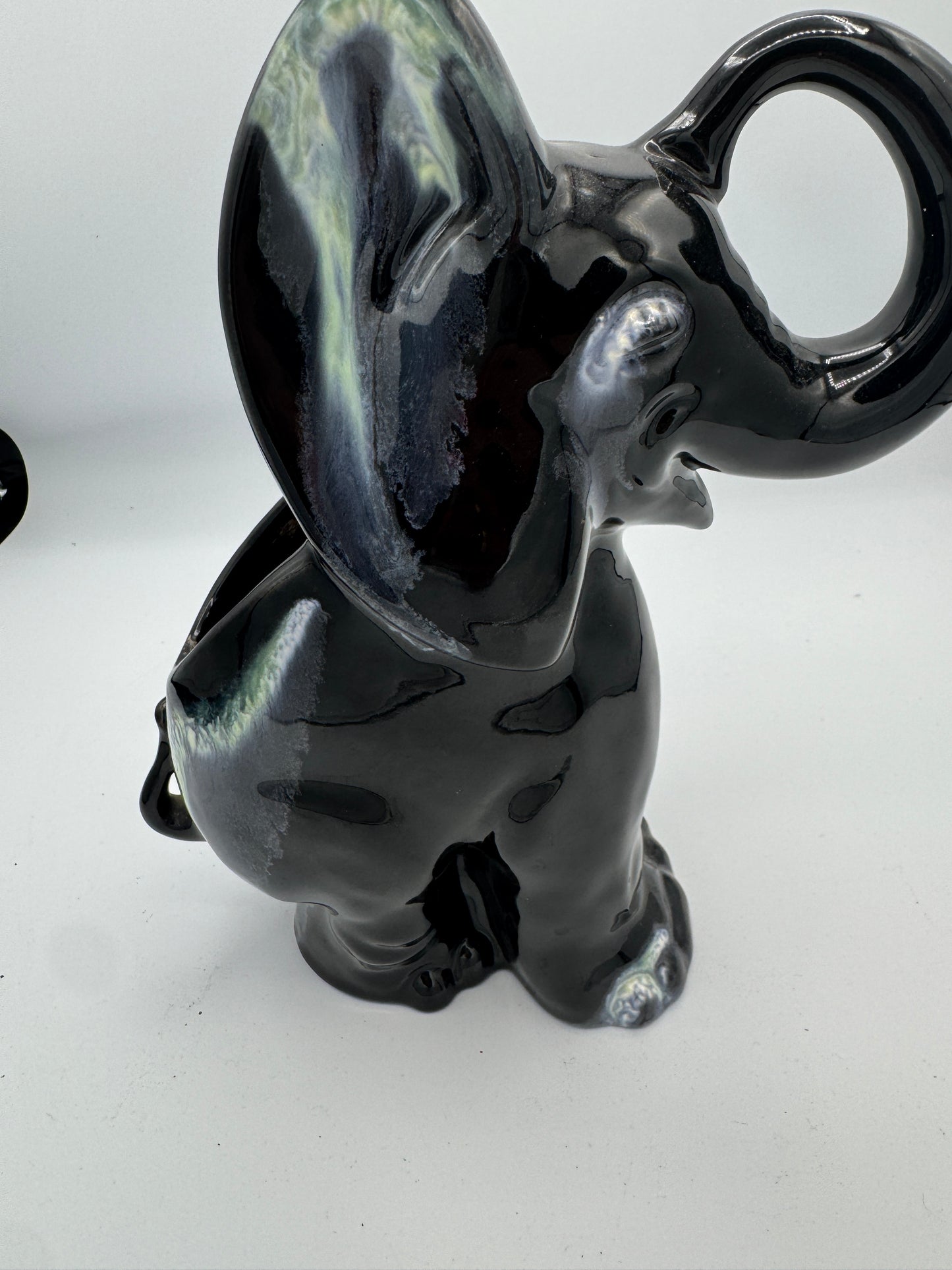 Royal Haeger Black Elephant Figurine – Handcrafted USA (#509)