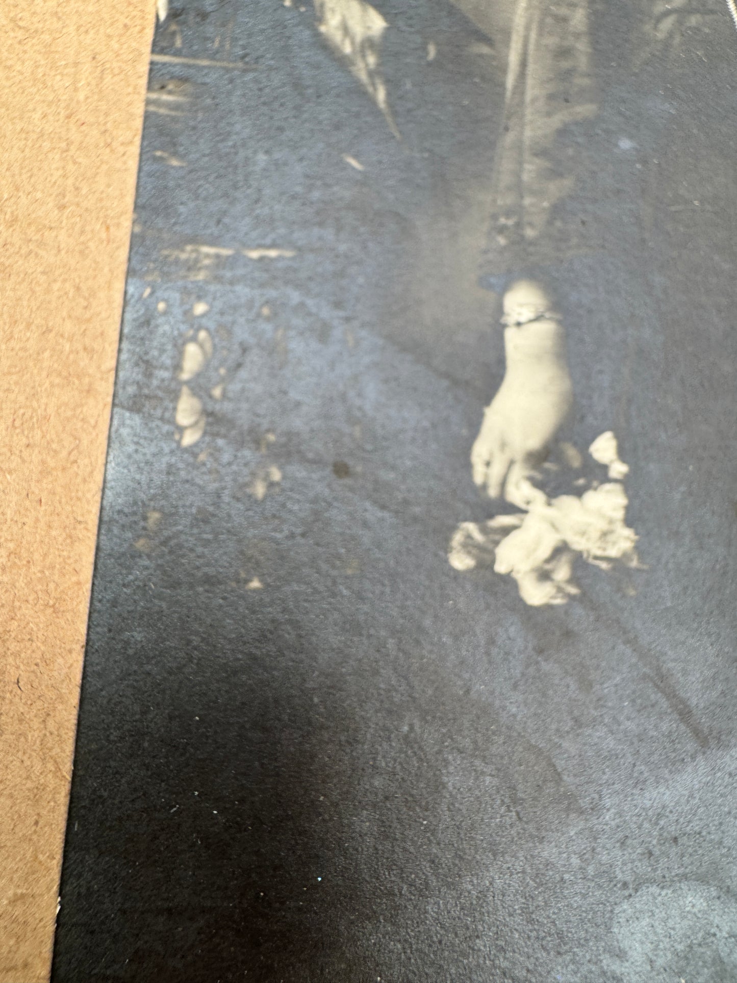 Antique 1900s Cabinet Card – Woman with Locket & Flowers (Italy)