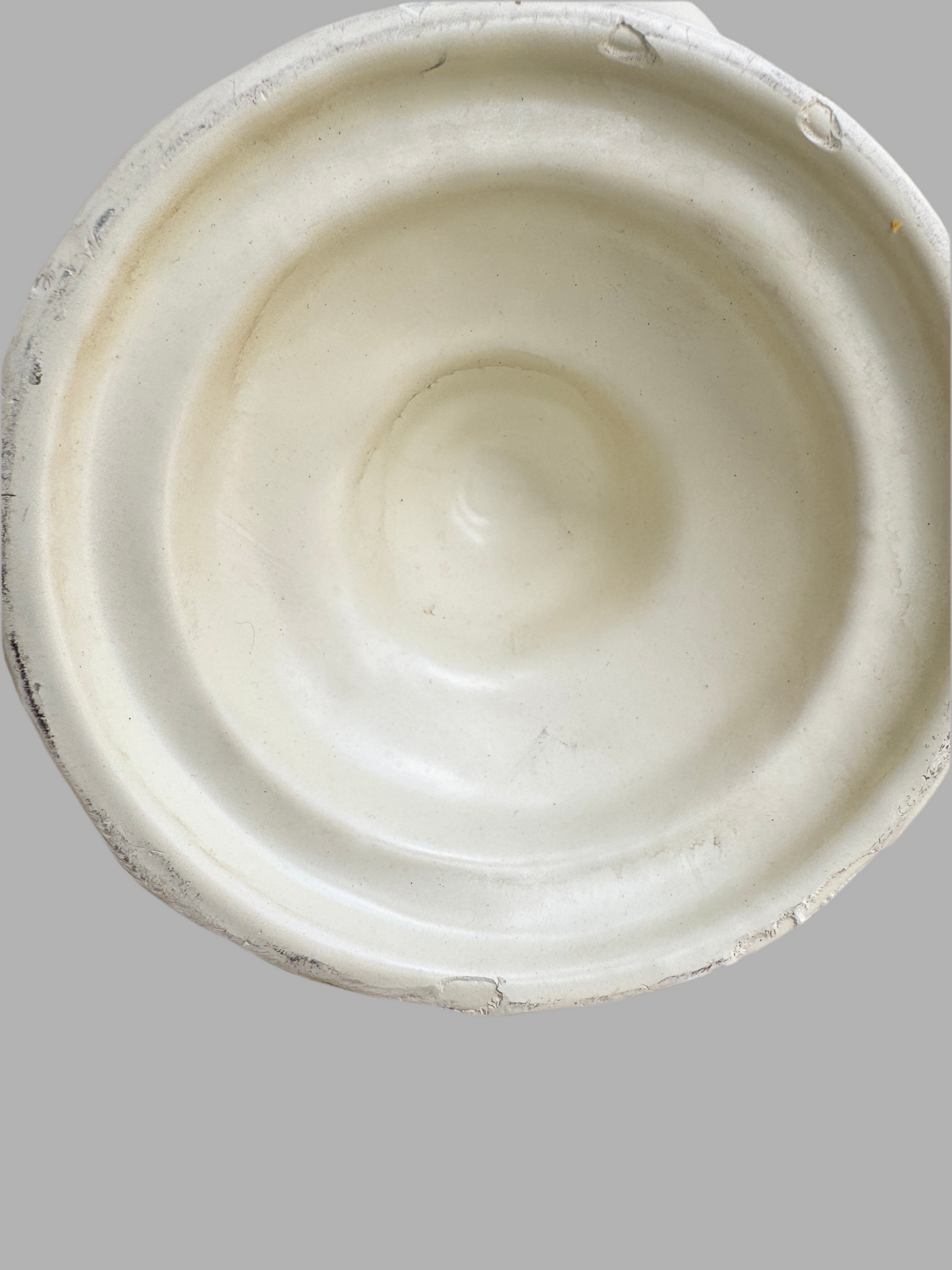 Hand-painted Italian Toleware Floral Candlestick – Vintage White Metal Roses & Leaves