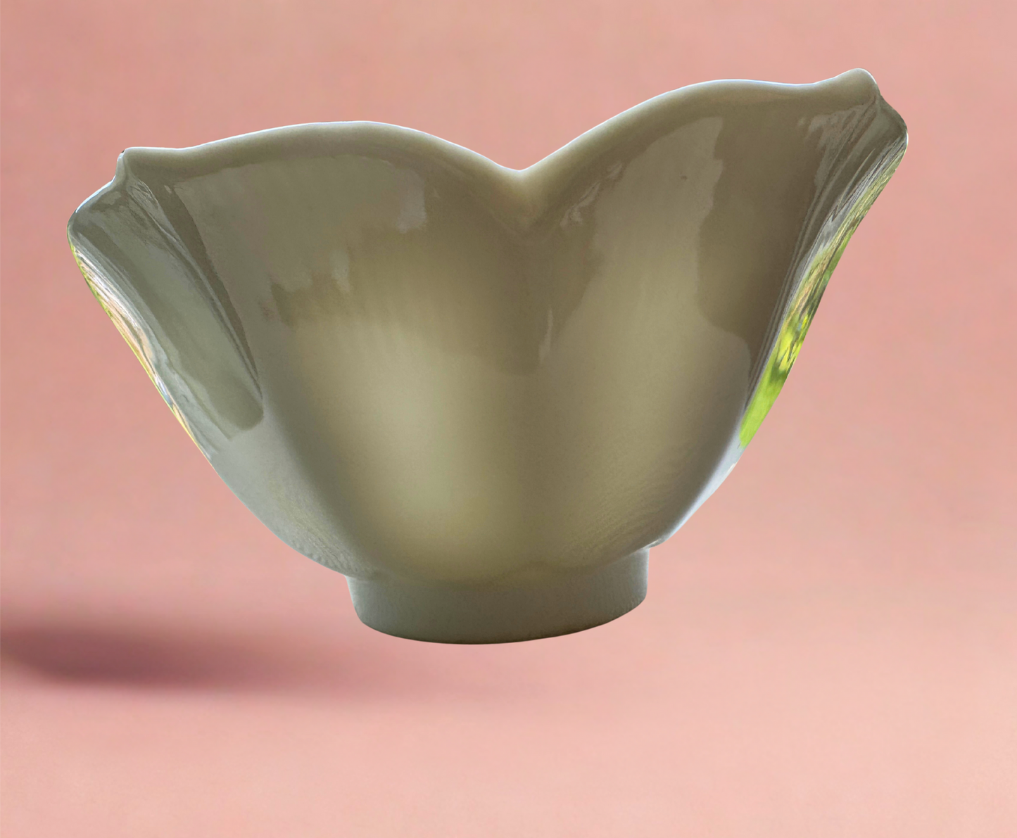Set of 4 Vintage Lotus Blossom Bowls – Made in Japan