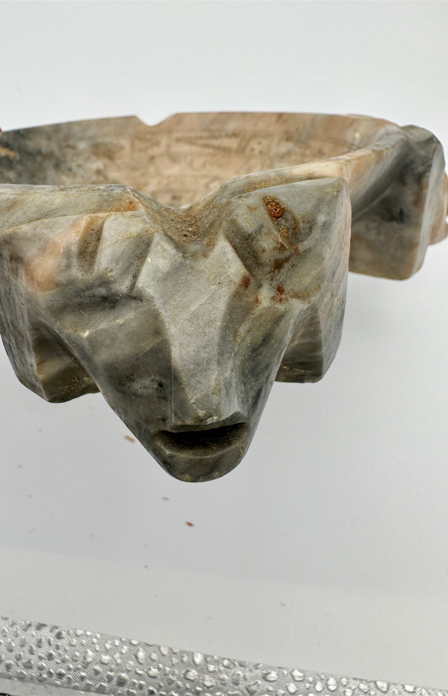 Hand-Carved Onyx Marble Ashtray with Aztec Sun Design – 1960s Stone Catchall