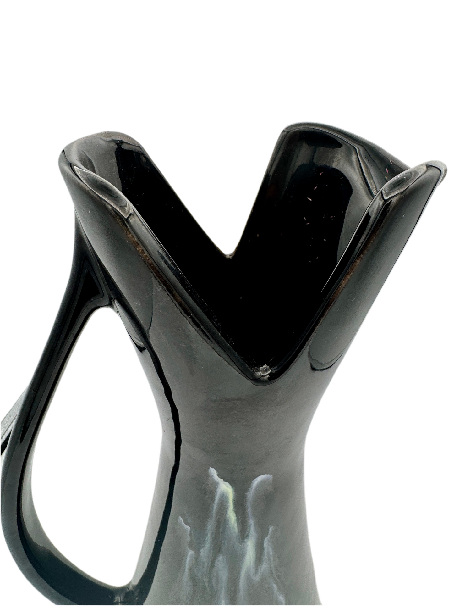 Royal Haeger Black Drip Glaze Pitcher Vase – Mid-Century Modern Pottery (1960s–70s)