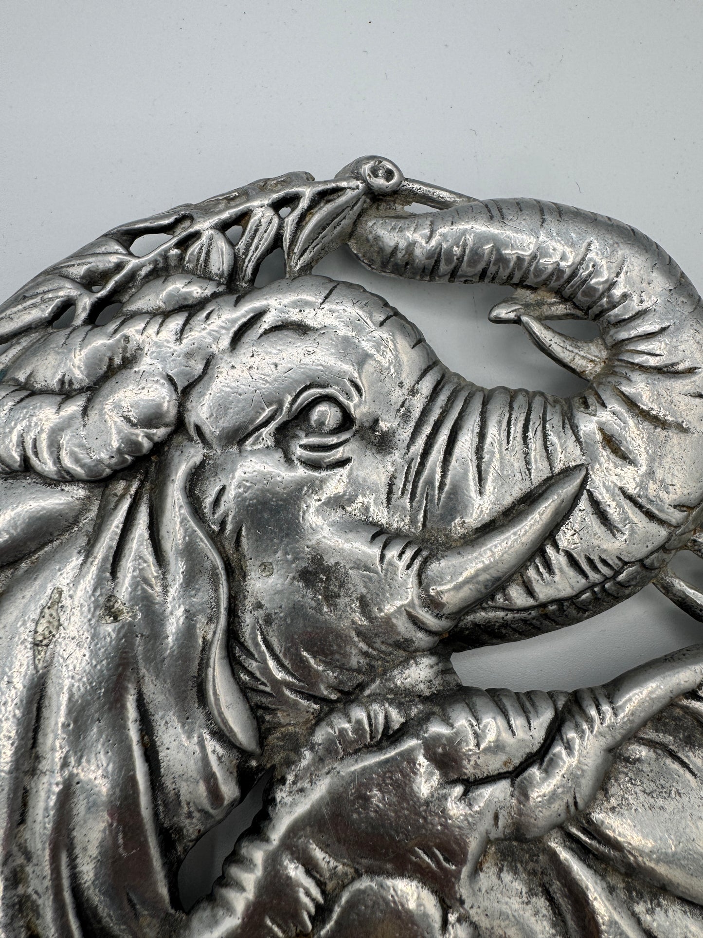 Arthur Court 1995 Elephant Trivet – Silver-Tone Aluminum