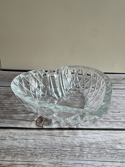Vintage Pressed Glass Heart Dish – Diamond Cut Pattern | Decorative Catchall or Candy Bowl