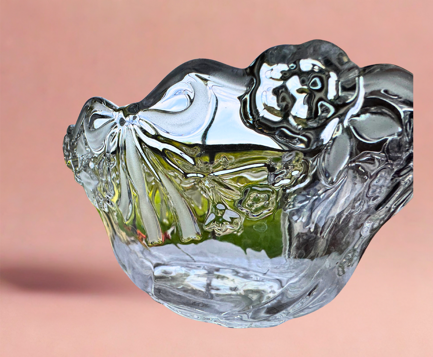 Footed Clear Glass Candy Dish – Scalloped Rim with Bow & Floral Relief