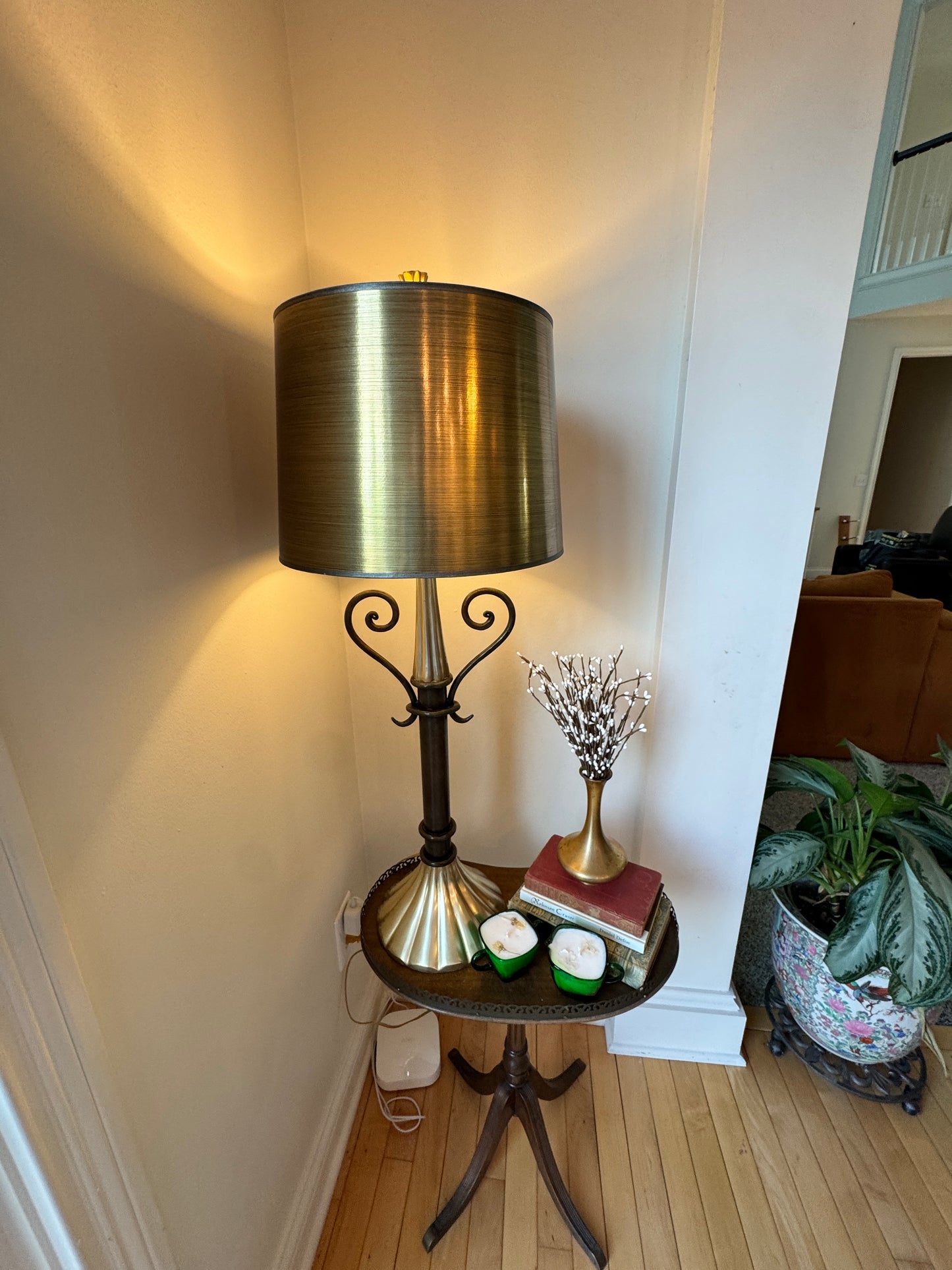 Sculptural Brushed Brass Table Lamp – 31” Tall, 11 lb Base