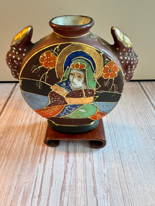 Takito Japanese Figural Porcelain Vase – Hand-Painted, 3”