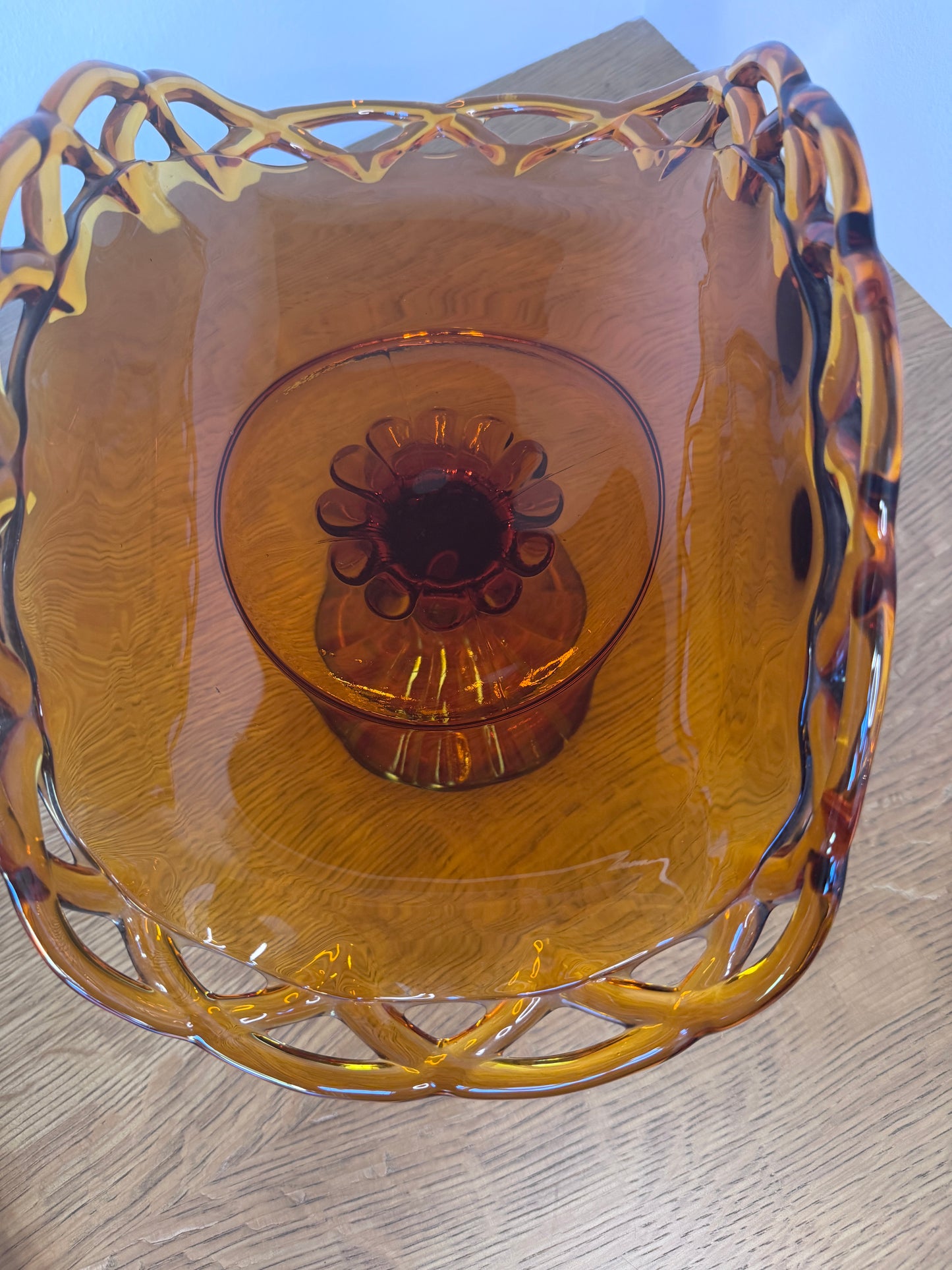 Amber Glass Lace-Edge Pedestal Banana Boat
