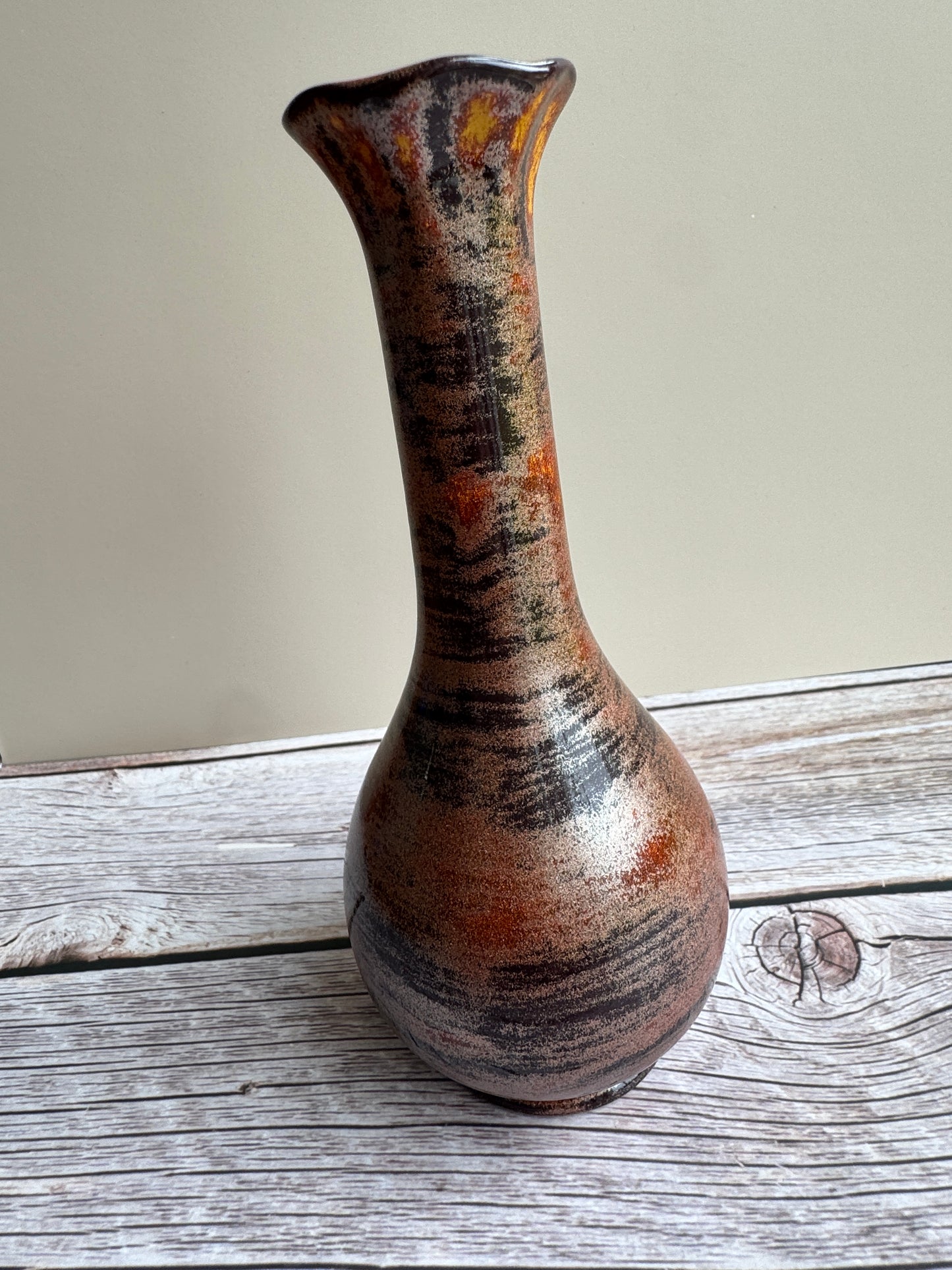 Rustic Japanese-Style Bud Vase – Earthy Drip Glaze, Signed “Mark”