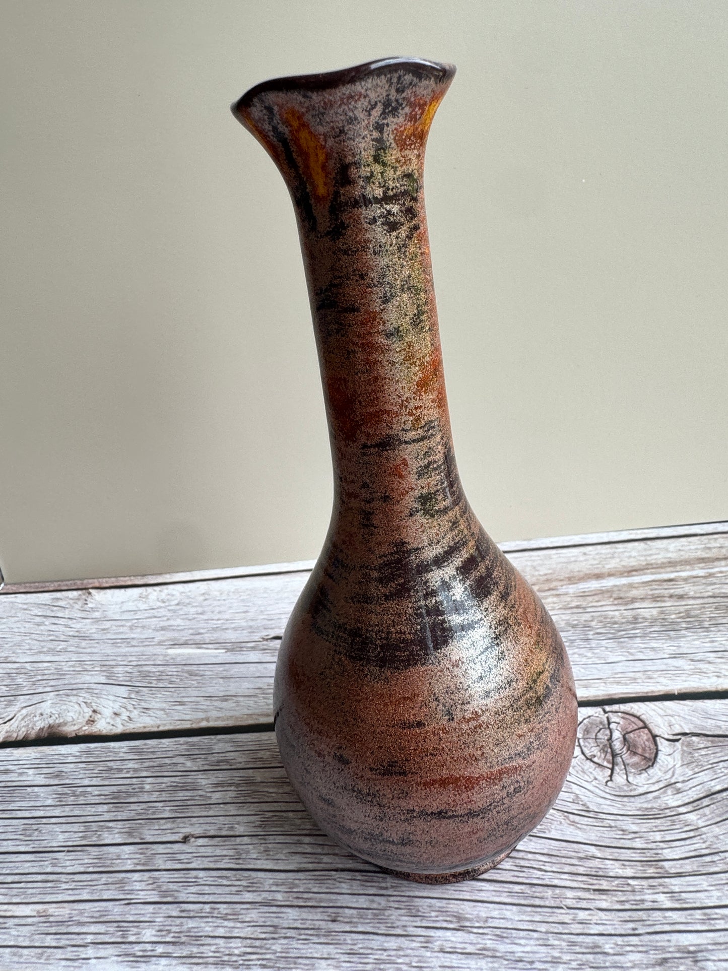 Rustic Japanese-Style Bud Vase – Earthy Drip Glaze, Signed “Mark”