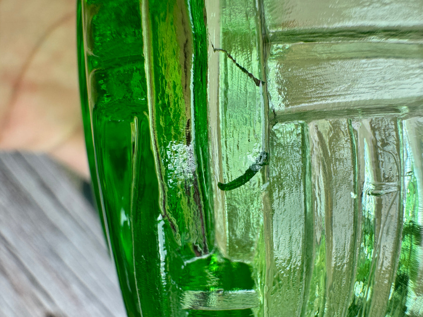 L.E. Smith Apple Green Wicker Pattern Glass Bowl – 1930s Depression Glass