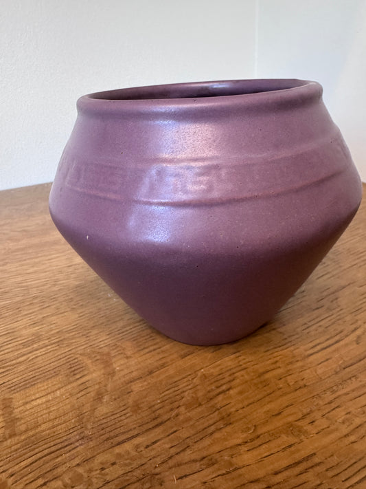 Zanesville Stoneware Co. Vase #701 – Mauve Drip Glaze, 1930s Art Deco