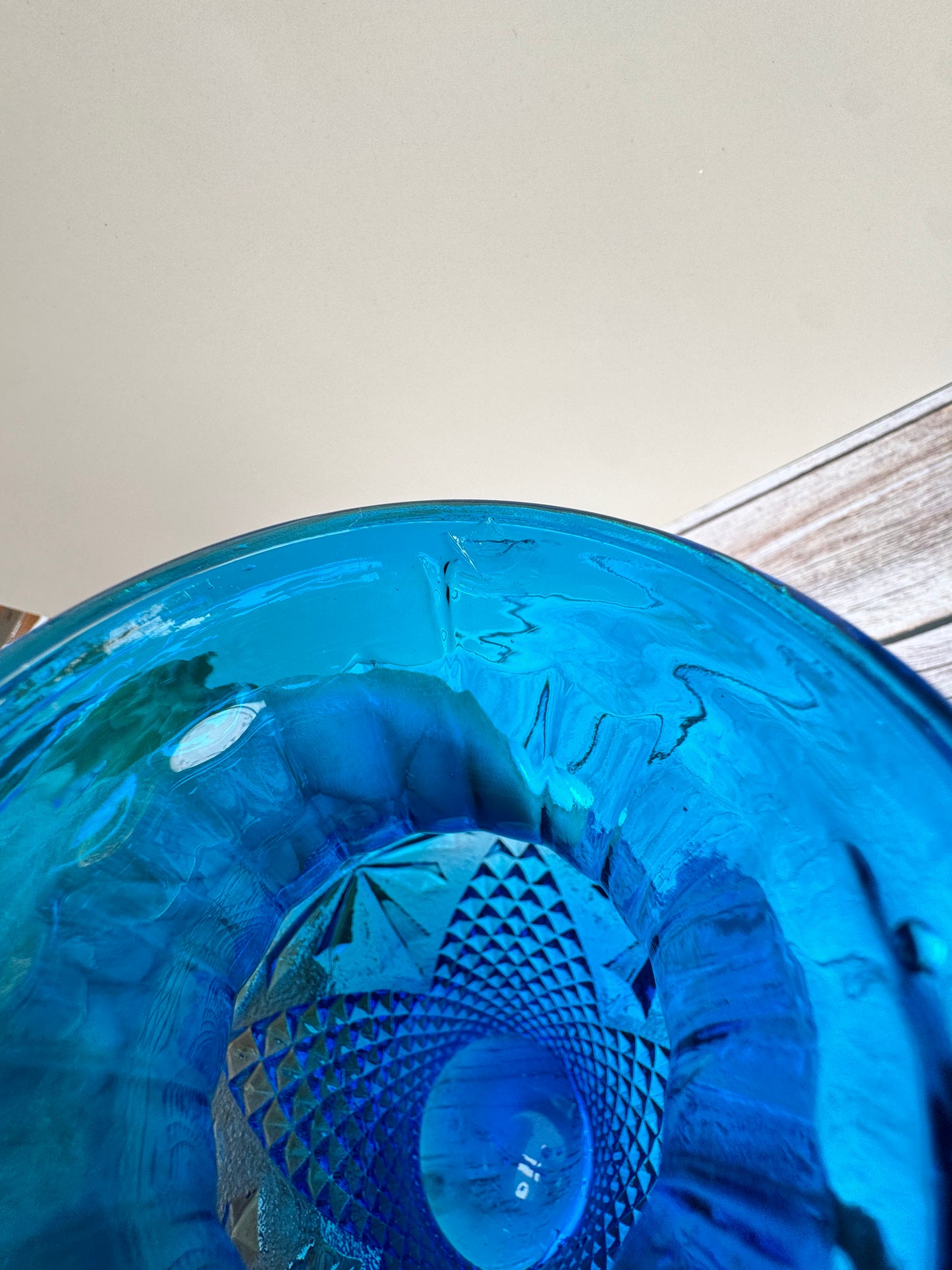 Empoli Italian Blue Glass Diamond Vase – 10” Tall