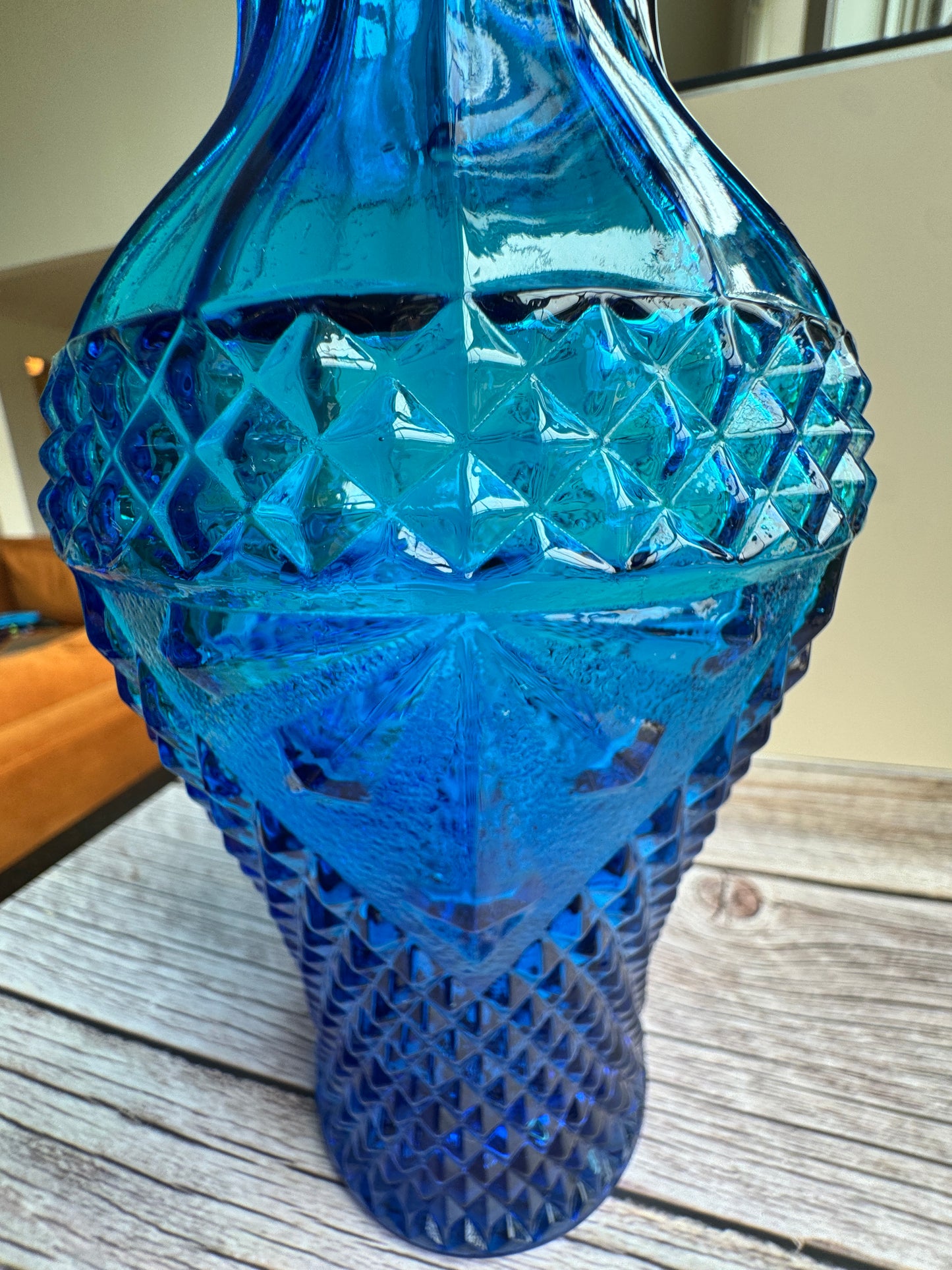 Empoli Italian Blue Glass Diamond Vase – 10” Tall