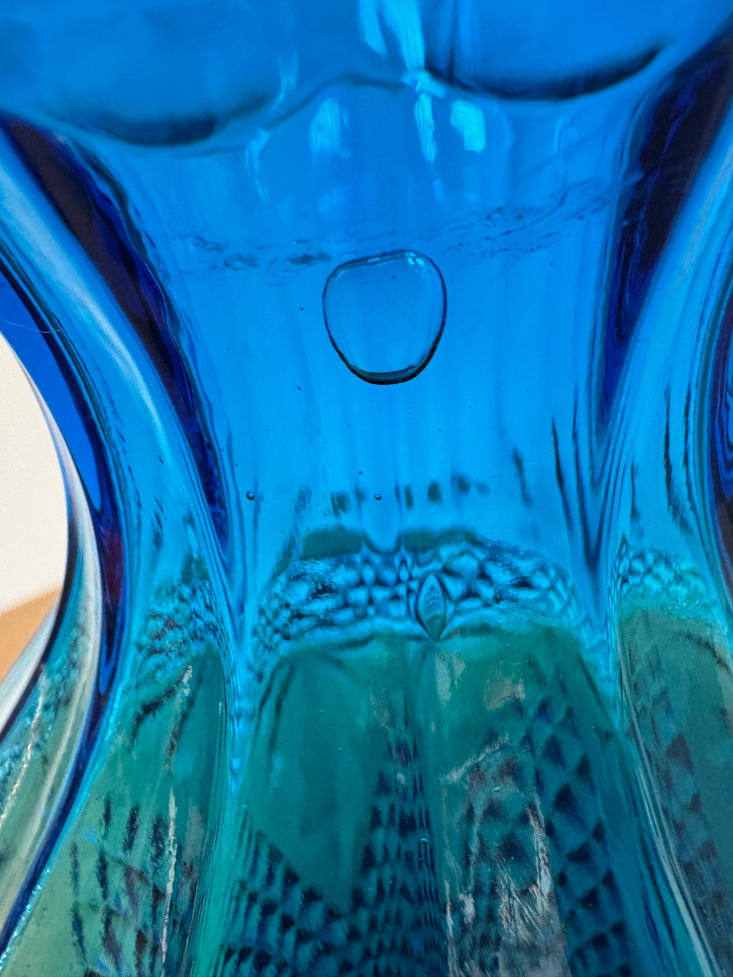 Empoli Italian Blue Glass Diamond Vase – 10” Tall