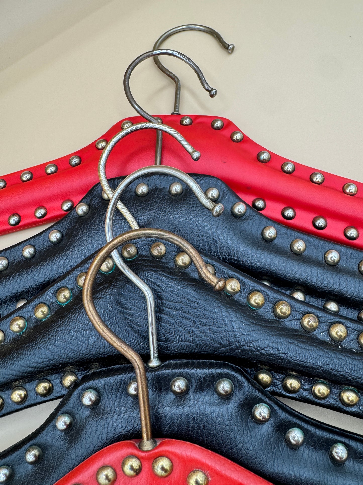 Vintage Studded Faux Leather Hangers – Red, Black & Green (Multiple Sizes)