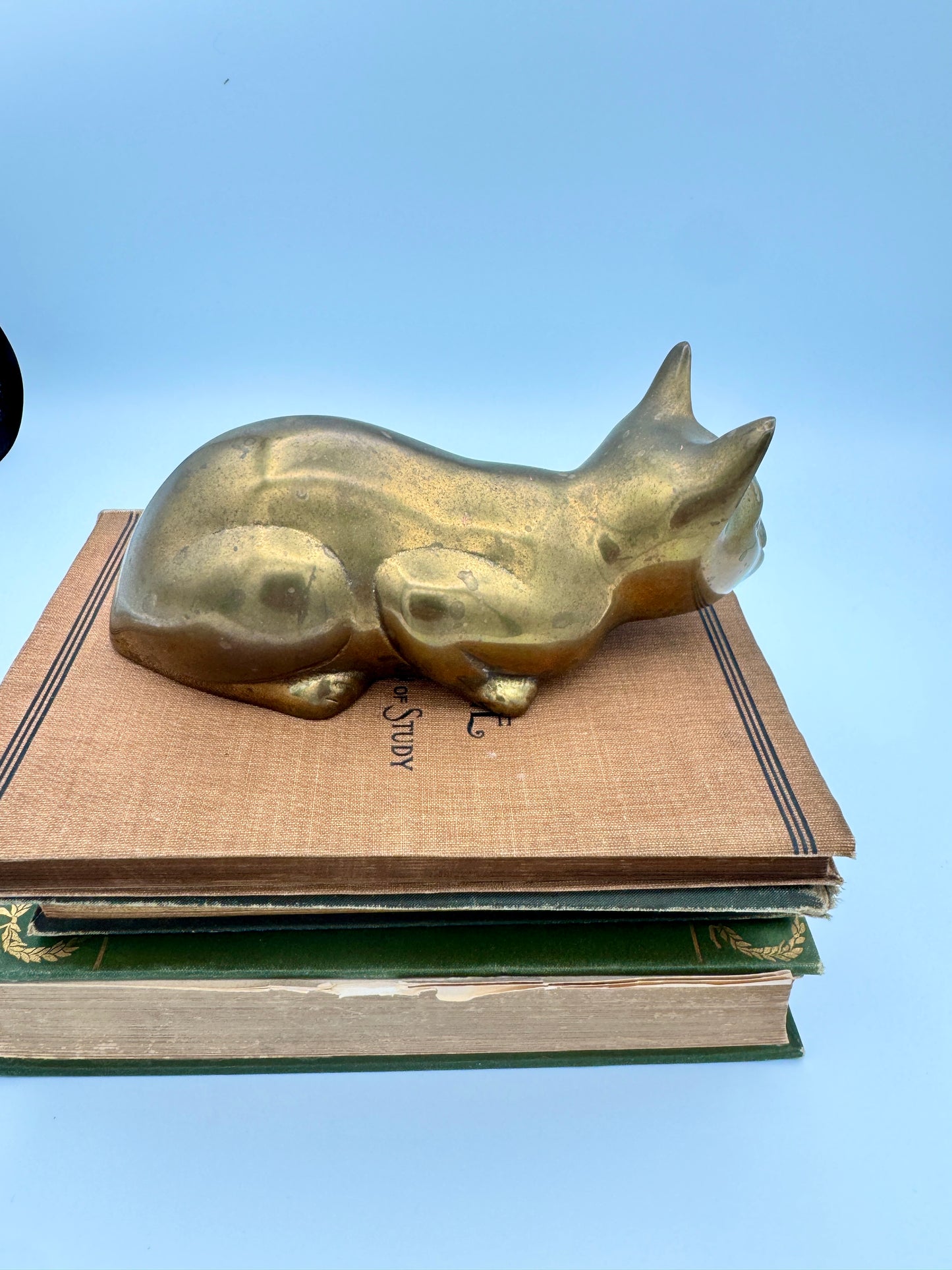 Vintage Brass Cat Figurine – Mid-Century Made in Korea