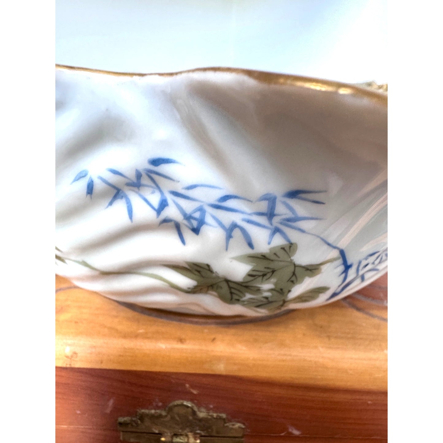 D&M New York Porcelain Bowl Scalloped Floral & Butterfly Gold Trim Decorative Dish